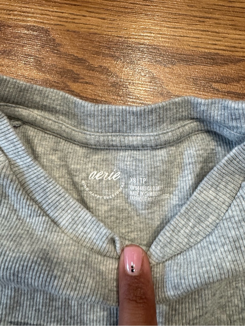 Aerie Baby Tee XS Gray Ribbed Graphic T Shirt Cropped - Picture 2 of 3